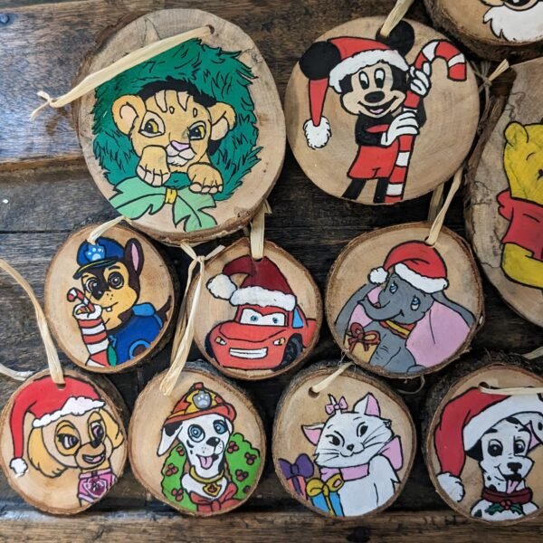 lot de boule de noel en bois disney