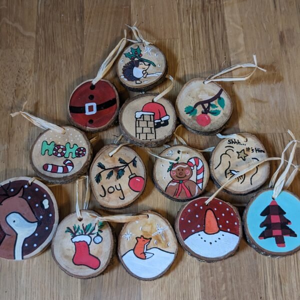 lot de boule de noel en bois