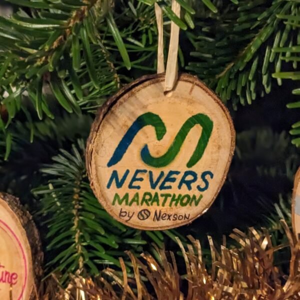 boule de noel en bois nevers marathon