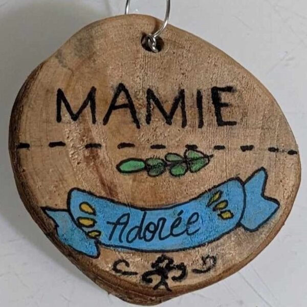 porte clef bois mamie adorée