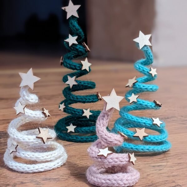 decoration sapin de noel tricotin crochet