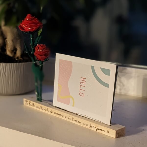 support photo en bois avec led et fleur