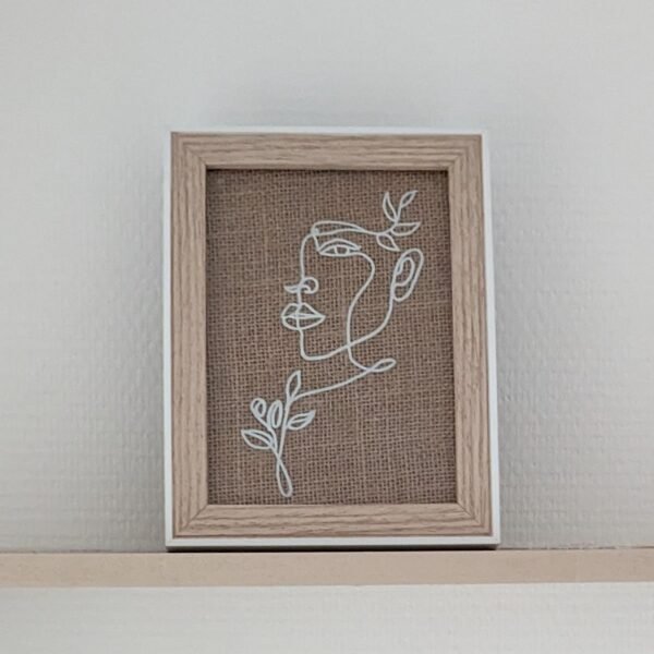 cadre toile de jute visage moderne