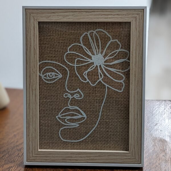 cadre toile de jute visage moderne